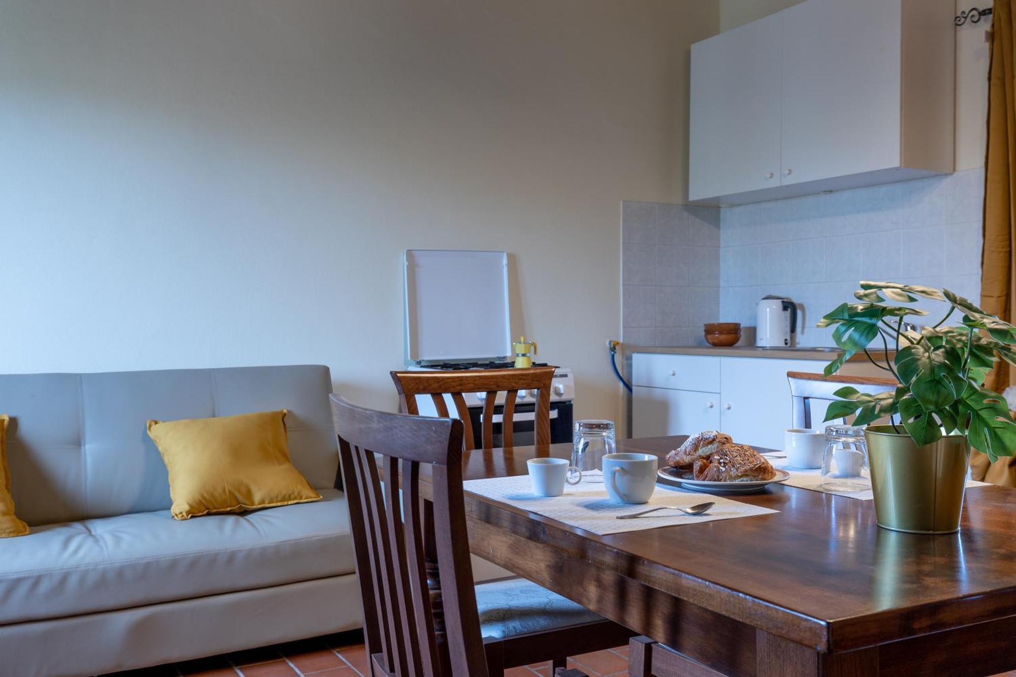 Apart-hotel Montevecchio Montopoli in Val dʼArno