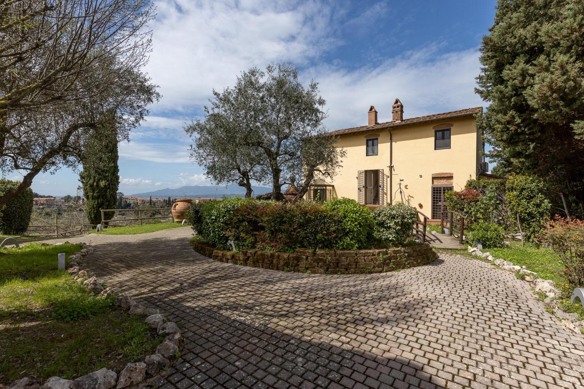 Montevecchio *